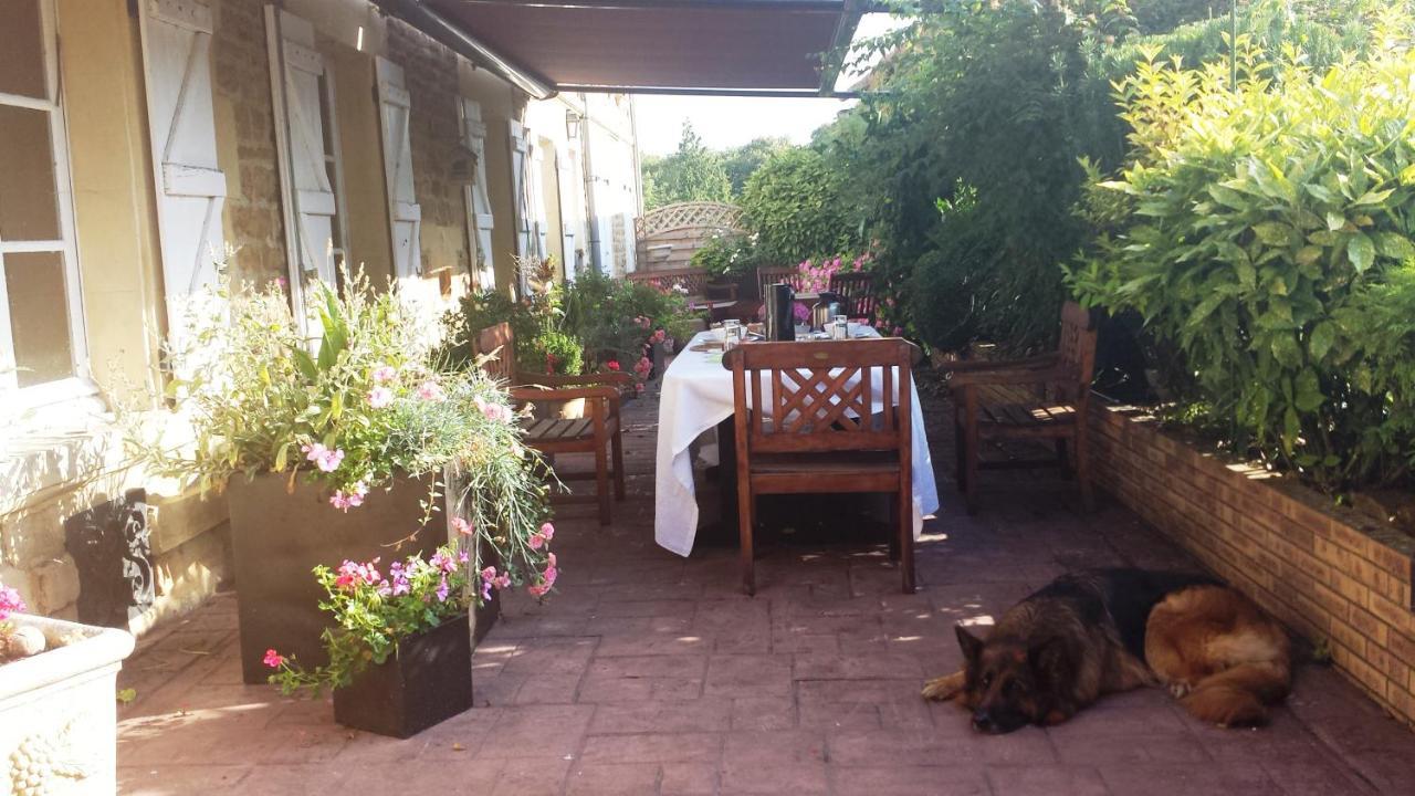 Bed and Breakfast La Ferme De Saint Julien Charleville-Mézières Exteriér fotografie